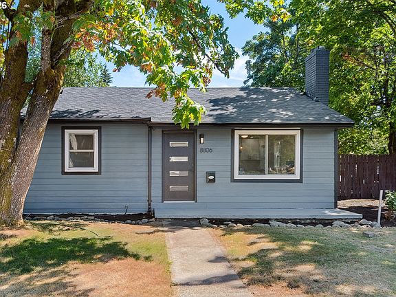 4th image of 8806 NE Sacramento St