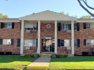 Colonial 5215, Kenosha, WI 53144