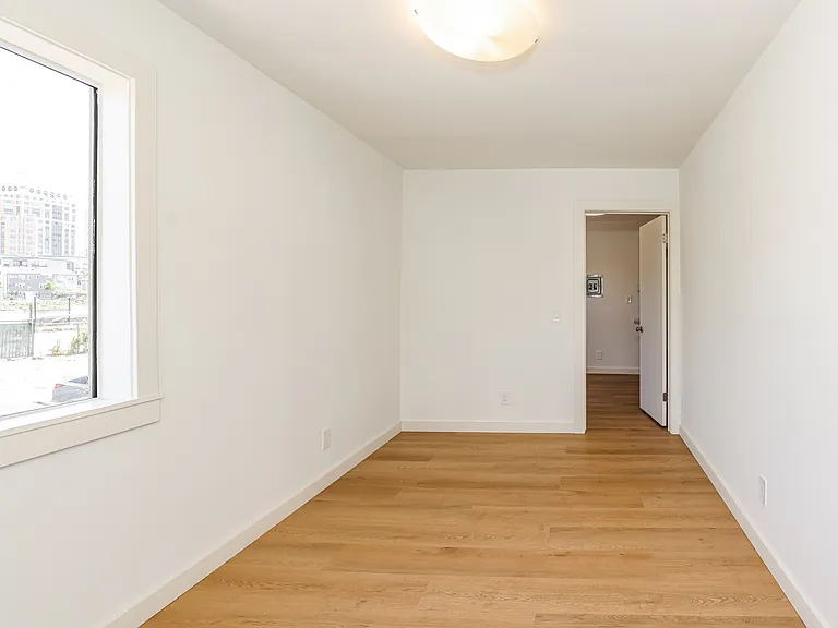 767 17th St #767 — Photo 18