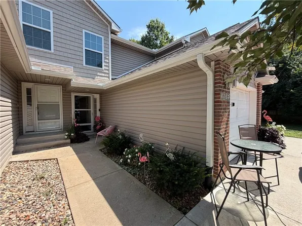 3525 NE Austin Dr, Lees Summit, MO 64064