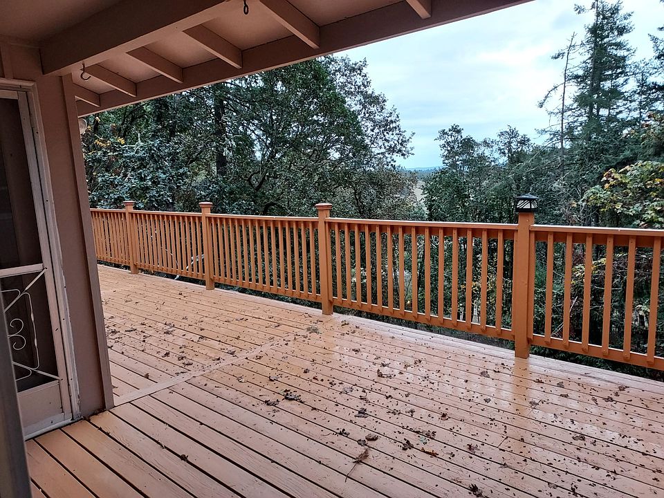 Gorgeous deck overlooking valley