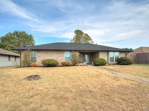2nd image of 513 Smiling Hill Blvd