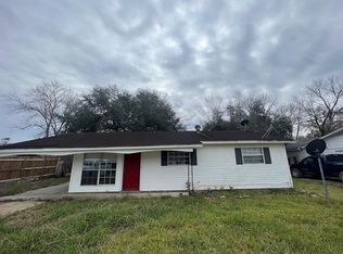 124 Willow Dr, Ridgecrest, LA 71334