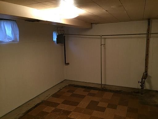 3rd image of 214 48th Ave