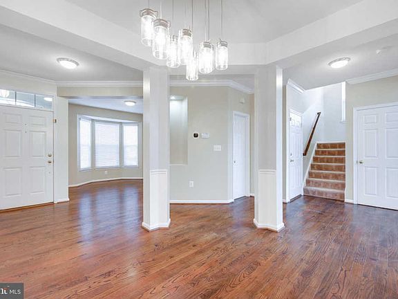 3rd image of 7657 Henry Knox Dr