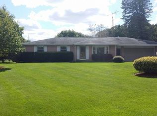 359 W Cartwright Ln, Oregon, IL 61061