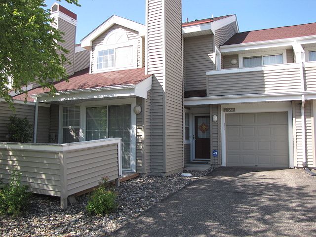 1st image of 2165 Shenandoah Ct N #F