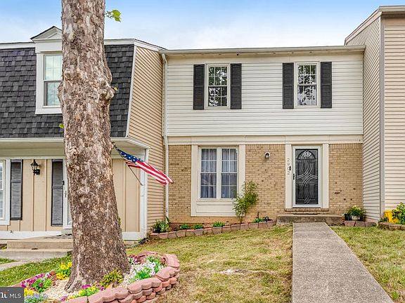 3rd image of 2902 Madeira Ct