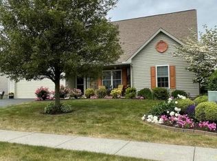 146 N Cacoosing Dr, Sinking Spring, PA 19608