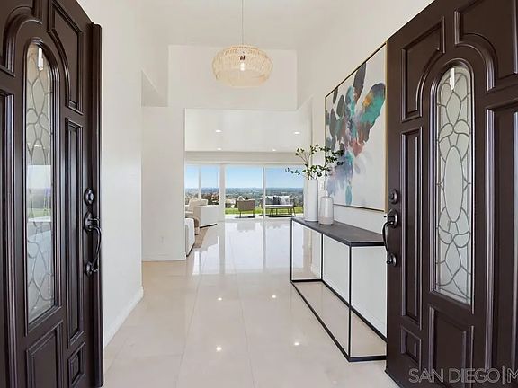 2nd image of 2767 Palomino Cir