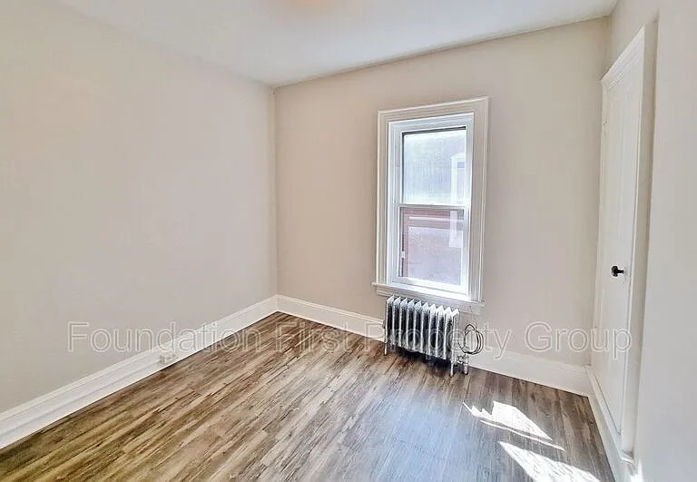 29 Fulton St — Photo 17