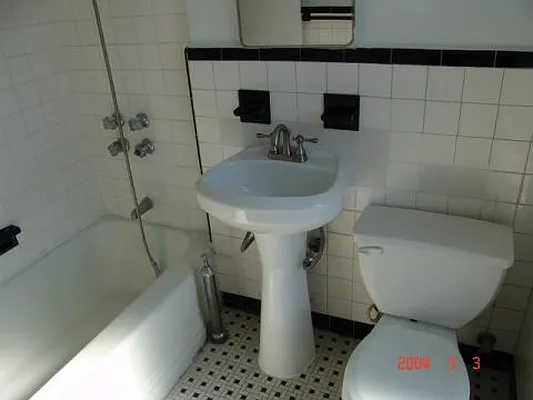 Rented by Alta Real Estate | media 32