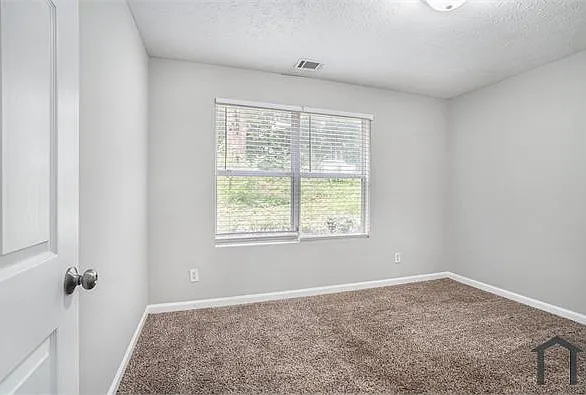 7104 Par Four Way — Photo 6