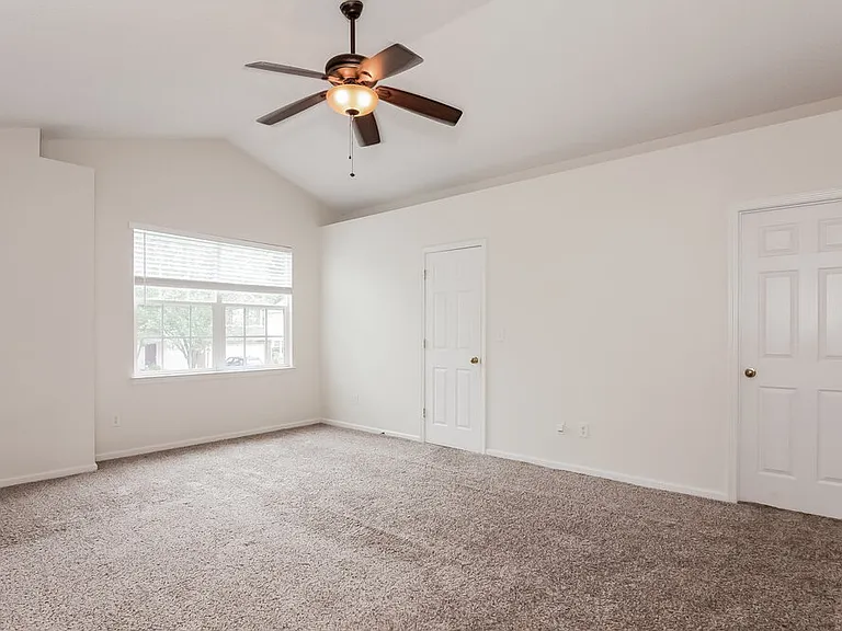 7945 Bristle Ln — Photo 9