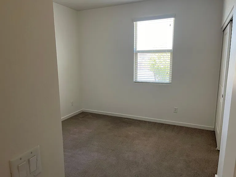 7208 N 124th Ln — Photo 23