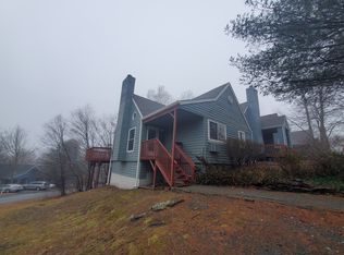 2 Fox Rdg, Woodridge, NY 12789