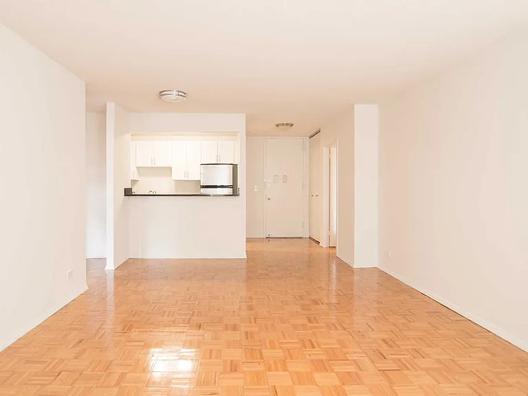 750 Columbus Ave #3A — Photo 21
