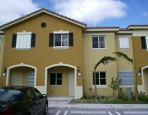 1st image of 2993 SE 15th Ave