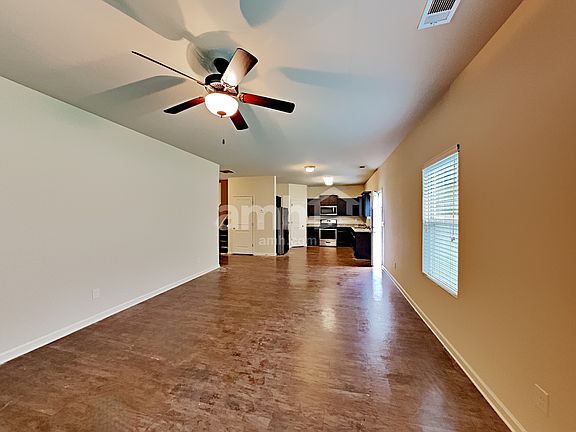 4th image of 815 Castilla Way