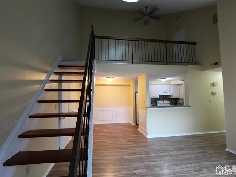 1618 Aspen Dr — Photo 9