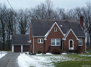 8191 Sheridan Dr, Williamsville, NY 14221