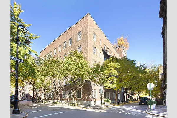 Sold by Stribling | media 10