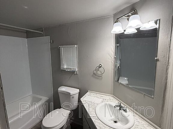 2nd image of 747 Cunningham Ave #4