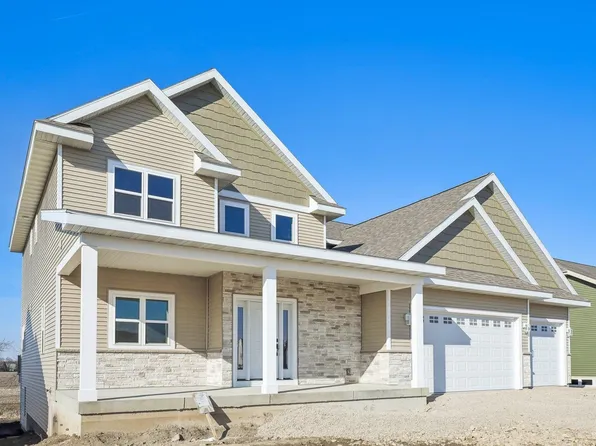 1246 Stonehaven Dr, Sun Prairie, WI 53590