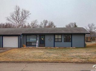 3208 Rainier Dr, Lawrence, KS 66047
