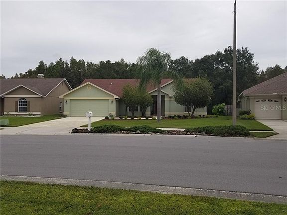 4th image of 4906 Balsam Dr