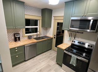 729 NE Shaver St, Portland, OR 97212