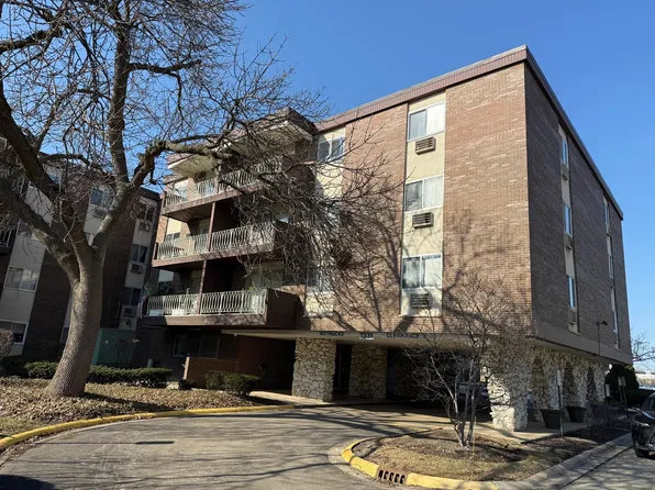 1331 S Finley Rd APT 104, Lombard, IL 60148