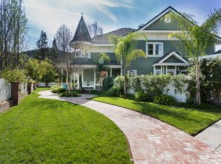 3827 Castle View Dr, Agoura Hills, CA 91301