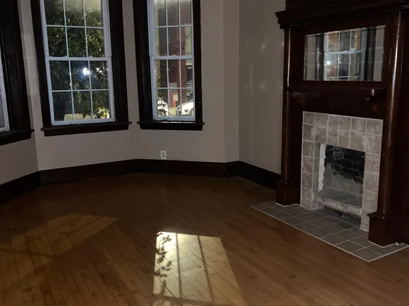 2522 N California Ave Floor 1, Chicago, IL 60647