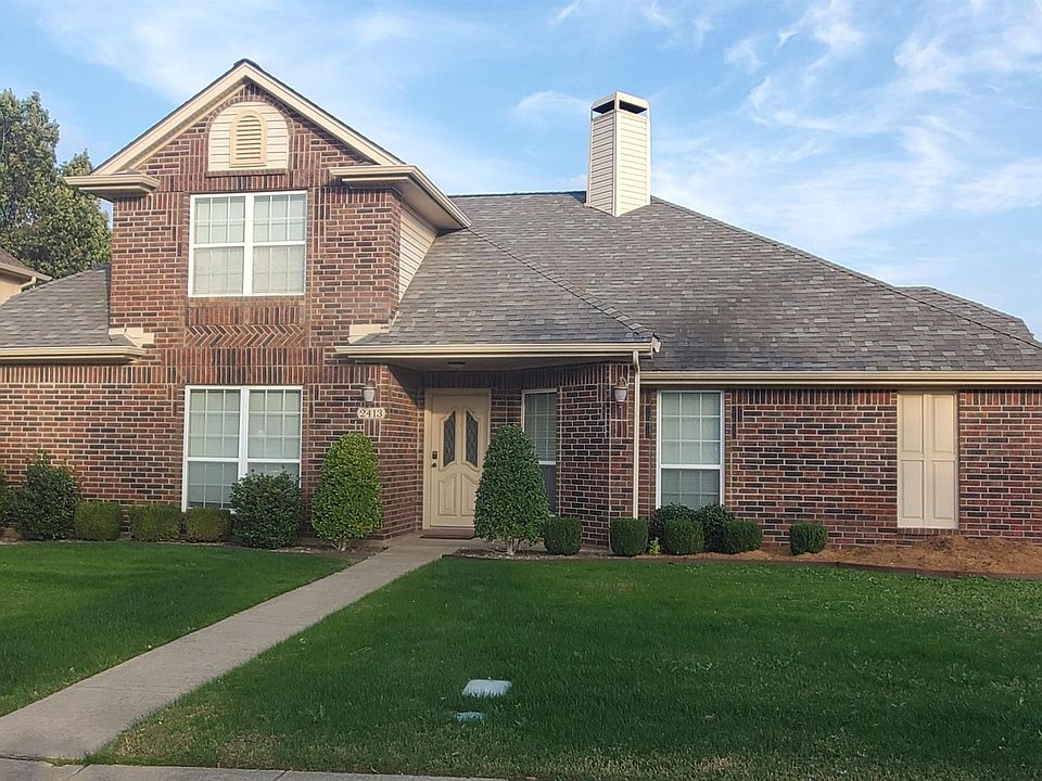 1st image of 2413 Autumndale Dr