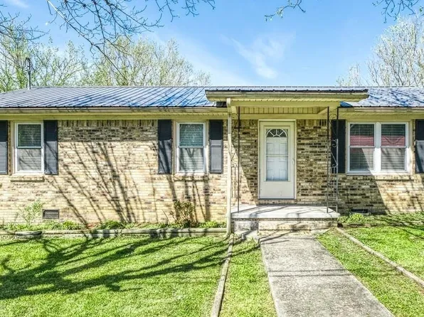 233 Sims St, Dowelltown, TN 37059