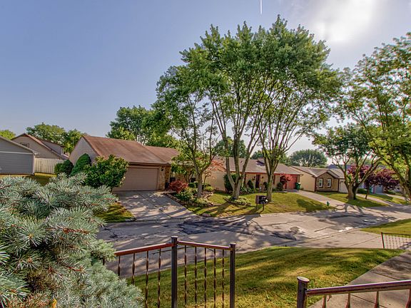 5th image of 2818 Saddle Barn West Dr