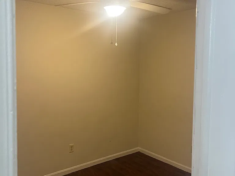 60 W Green St #4 — Photo 5
