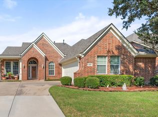 6869 Cape Cod Dr, Grand Prairie, TX 75054