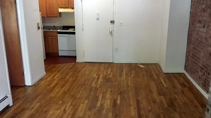 Rented by New York Residence | media 22