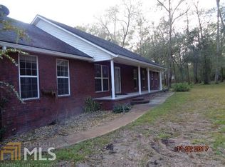 112 Flicker Ln, Saint George, GA 31562