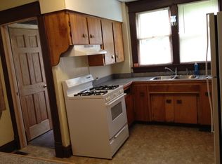 815 Randolph St, Waterloo, IA 50702