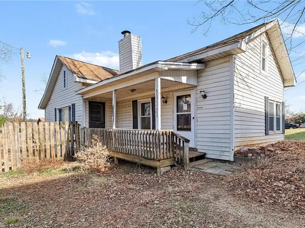 3504 Brevard St, Greensboro, NC 27407