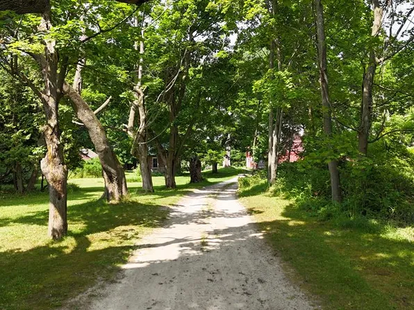 1425 N 8th Ave, Sturgeon Bay, WI 54235