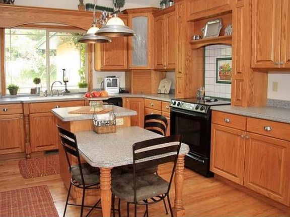 3rd image of 8772 S Hidden Oak Dr