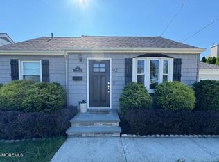 92 Wyckoff Rd, Eatontown, NJ 07724