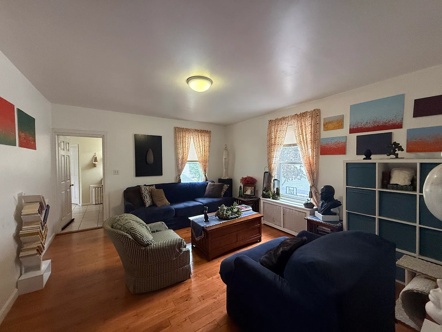 2 bed, 1000 sqft, $2,500 — Photo 2