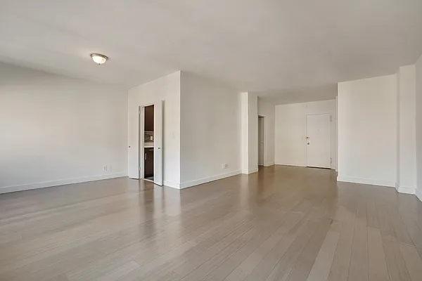 Rented by Algin Management | media 16