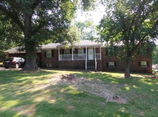 535 Bonner Lake Rd, Gaffney, SC 29340