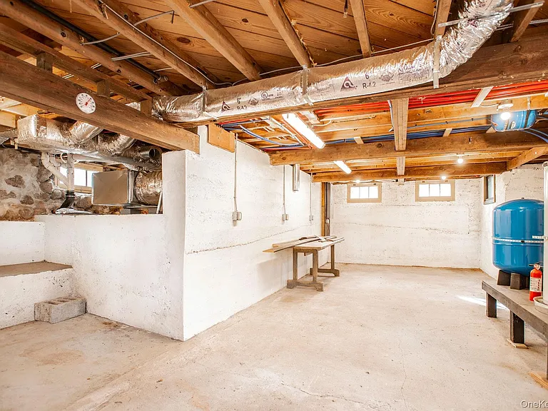 11 Locust Dr — Photo 11